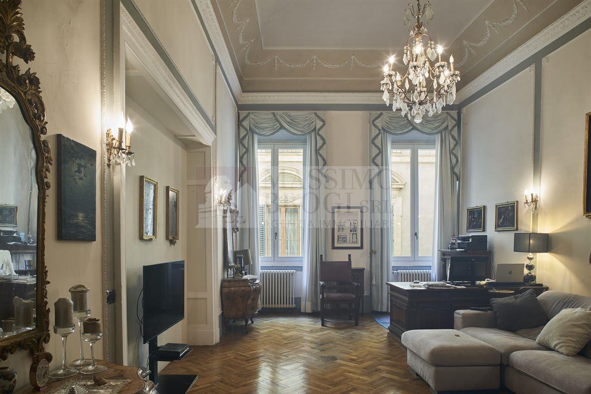 Appartamento notificato in palazzo neoclassico