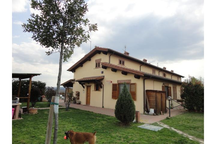 Casa Semindipendente in Vendita Siena