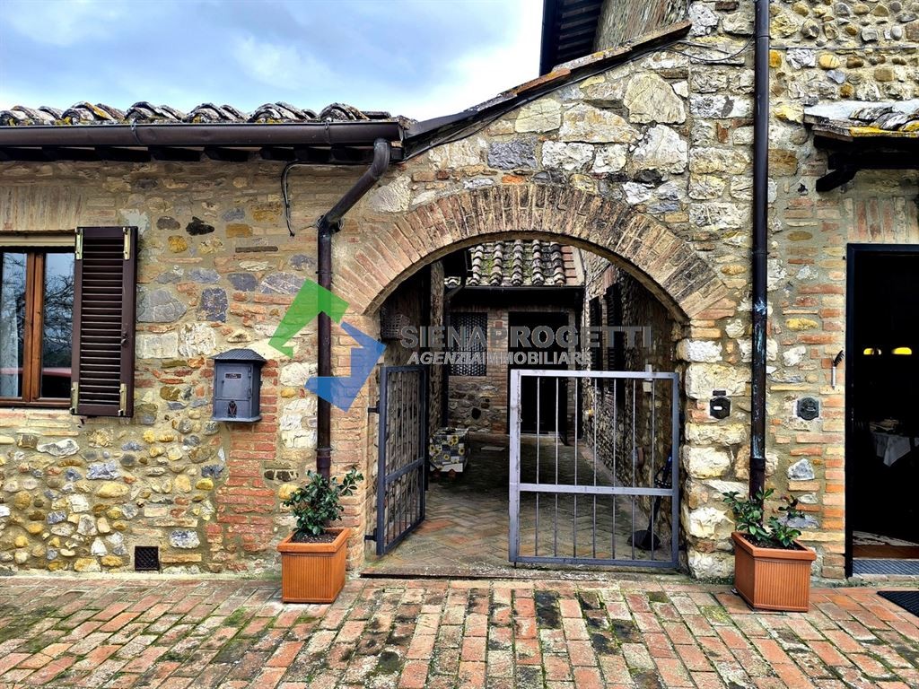 Appartamento in antico Borgo del Chianti, Pianella, Siena.