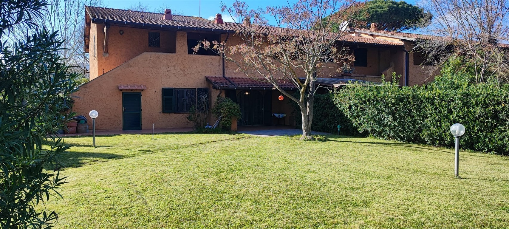 Appartamento con giardino a 700 metri dal mare – Rocchette, Castiglione della Pescaia