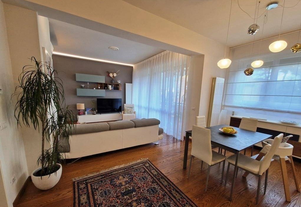 SIENA, IMMEDIATE VICINANZE DEL CENTRO': ZONA CAPPUCCINI. Appartamento ristrutturato in bella palazzina